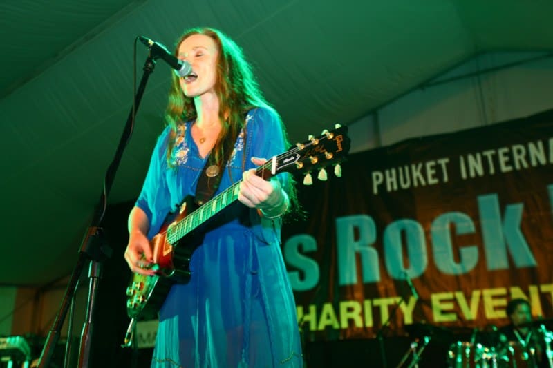 91-5-fm-phuket-international-blues-rock-festival-2012_0033