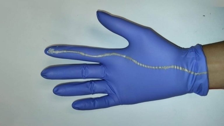 Childbirth and a smart glove to save babies
